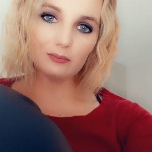 Meet your Posher, Karla